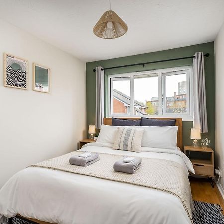 Homely And Stylish Bermondsey Apartment With Parking Лондон Екстериор снимка