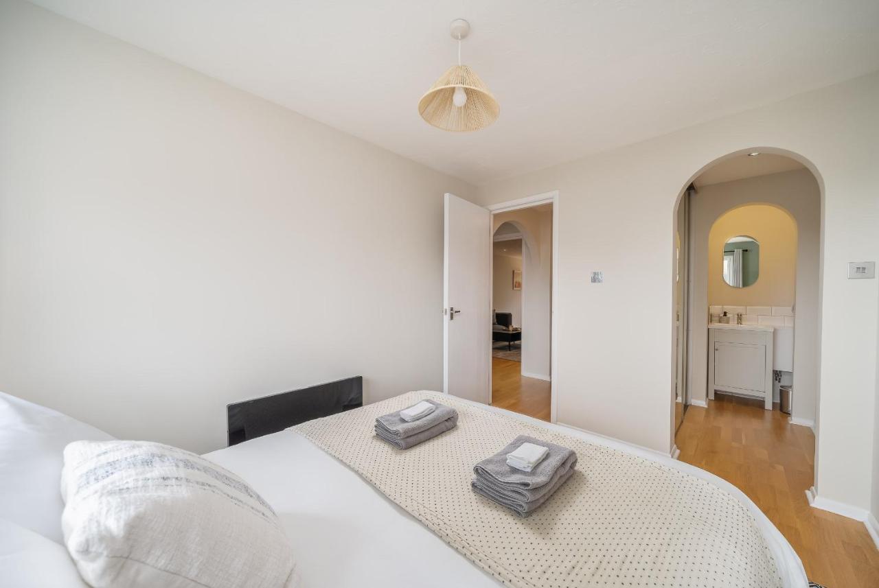Homely And Stylish Bermondsey Apartment With Parking Лондон Екстериор снимка