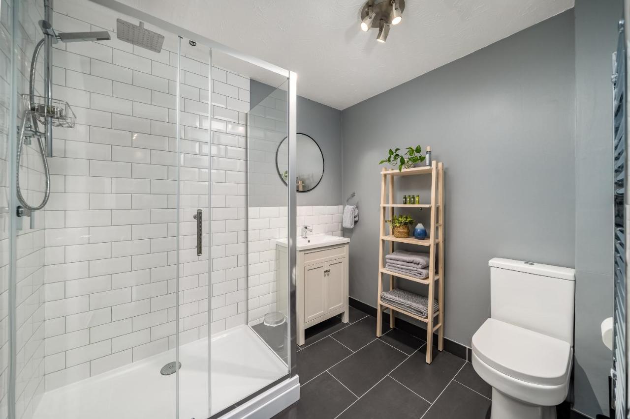 Homely And Stylish Bermondsey Apartment With Parking Лондон Екстериор снимка